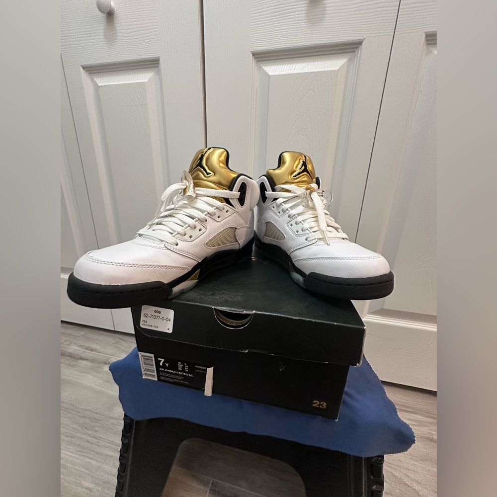 Air Jordan retro 5 BG “Olympic” - Picture 8 of 10